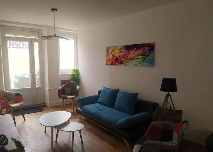 Maison De Tres Lumineuse